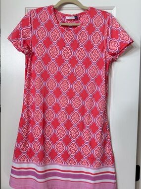 Cabana Life Coral and Pink Geometric Shift dress / swim cover up M like new